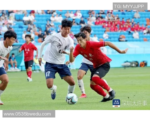 深圳足球队逆袭之路揭秘:从低谷到巅峰的选拔赛特别报道